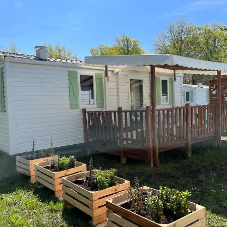 Mobil-Home Climatise Avec Piscine Aureilhan Kültér fotó