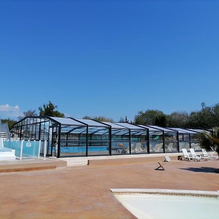 Mobil-Home Climatise Avec Piscine Aureilhan Kültér fotó