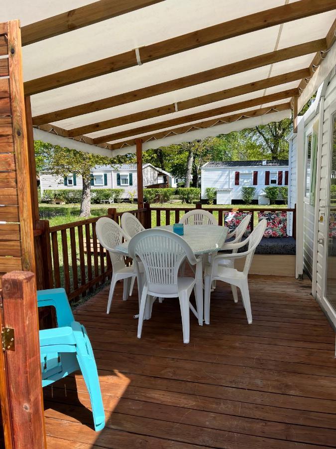 Mobil-Home Climatise Avec Piscine Aureilhan Kültér fotó